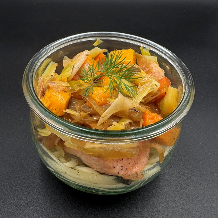 Truite snackée, légumes...